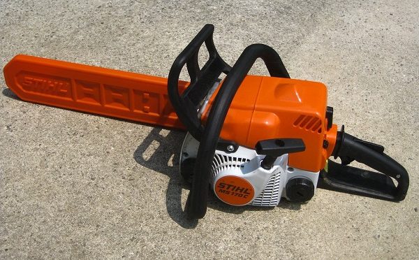 how-to-choose-a-chainsaw-size